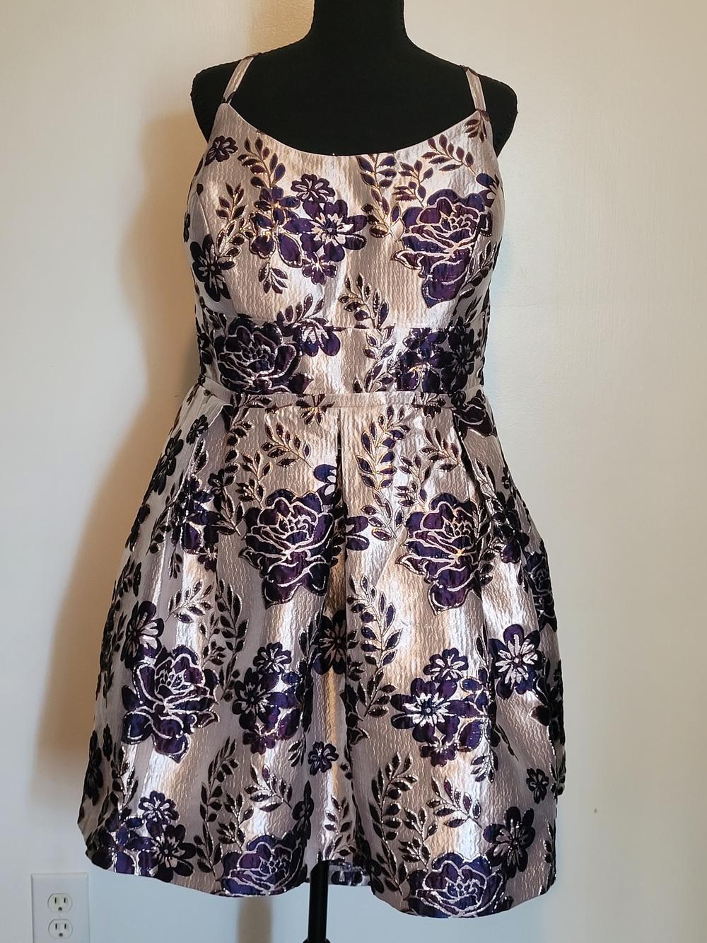 Morgan & Co. 16W Metallic Floral Brocade Fit & Flare Dress Purple Blue Open Back